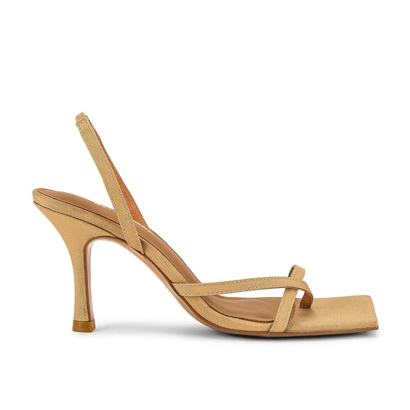 Alias Mae Shoes - Alias Mae Women's Revolve Fleur Sandal Square Toe in Natural Size 40